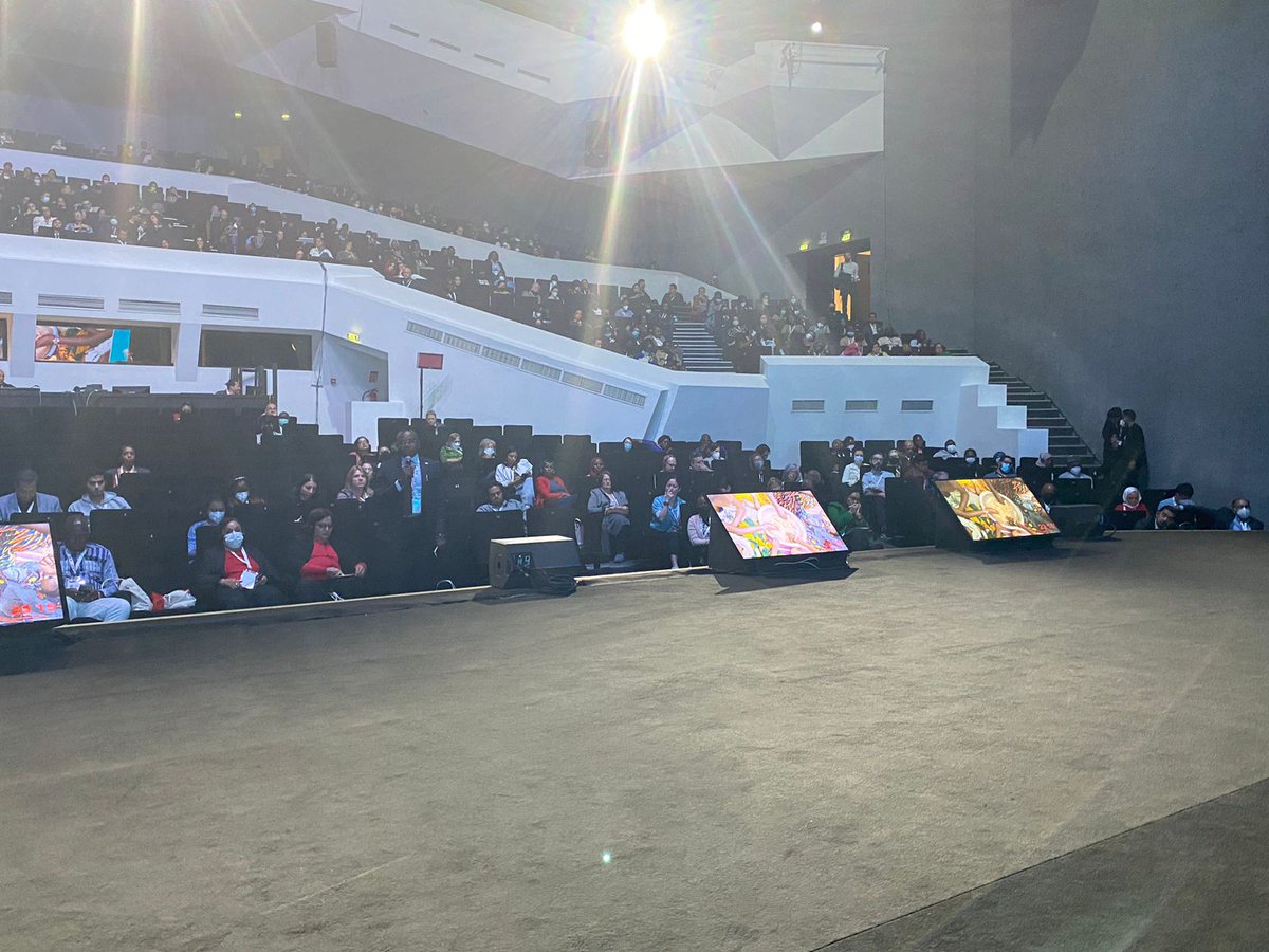 jairvegac's tweet photo. En el cuarto día en el International #SBCCSummit 2022 mi intervención en la plenaria “Beyond the Margins! SBCC Challenges, Opportunities, and Synergies: A Conversation within and across the Regions in the South"

#EEforSBCC #EEMostRead @Romper_Silencio https://t.co/zQPiFPel1s