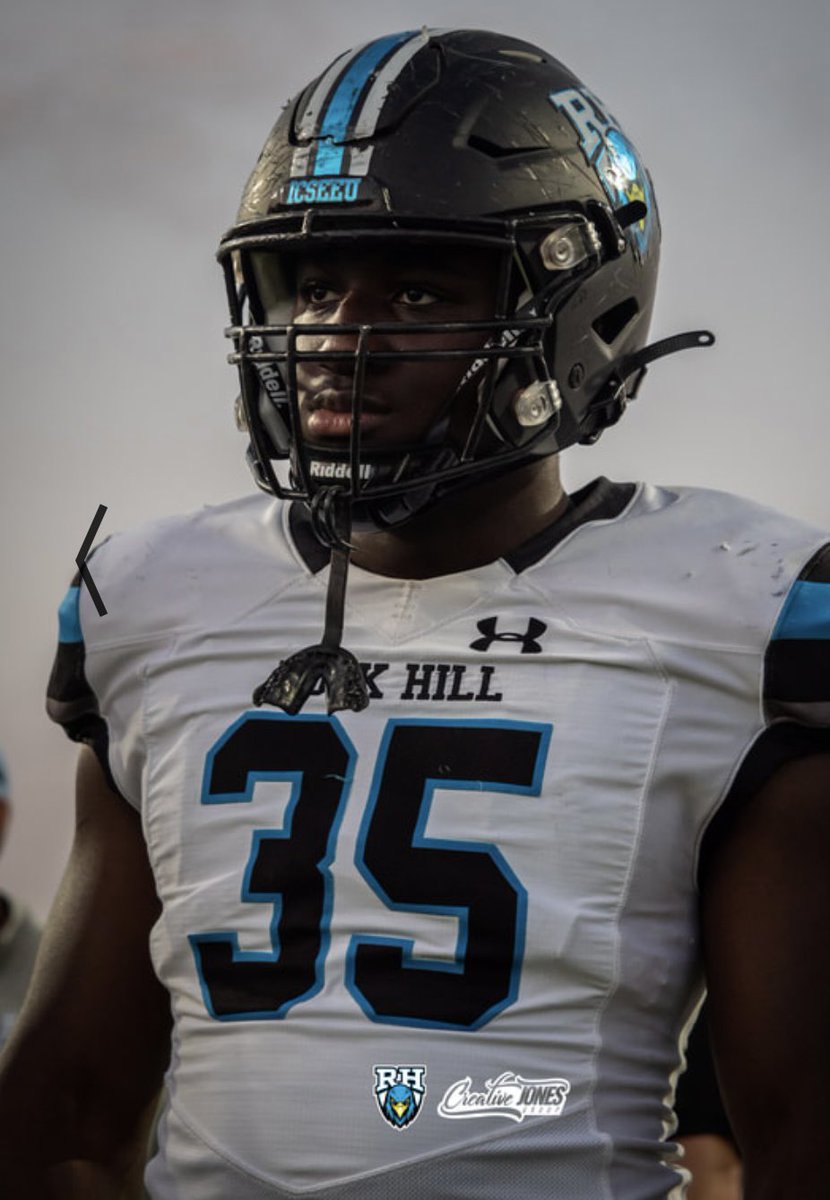 RockHill_FB's tweet photo. Huge shout out to our Academic All-State Recipients! This is a tremendous honor and we’re so proud of you! #LEO

Casey Adjei
Kyleigh Aldridge
Katie England
Mason Belle-Isle
Chris Dutil 

Congrats! @PISD_Athletics @RockHillHS https://t.co/T3A6tJSE7S
