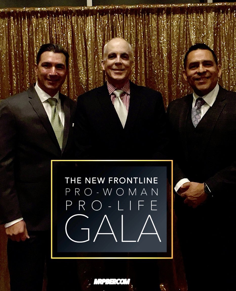 Great evening co-sponsoring #Swcoalitionforlife #ProLife #prowoman event in #ElPaso thanks to <a href="/MattWalshBlog/">Matt Walsh</a> for inspirational and motivating speech.