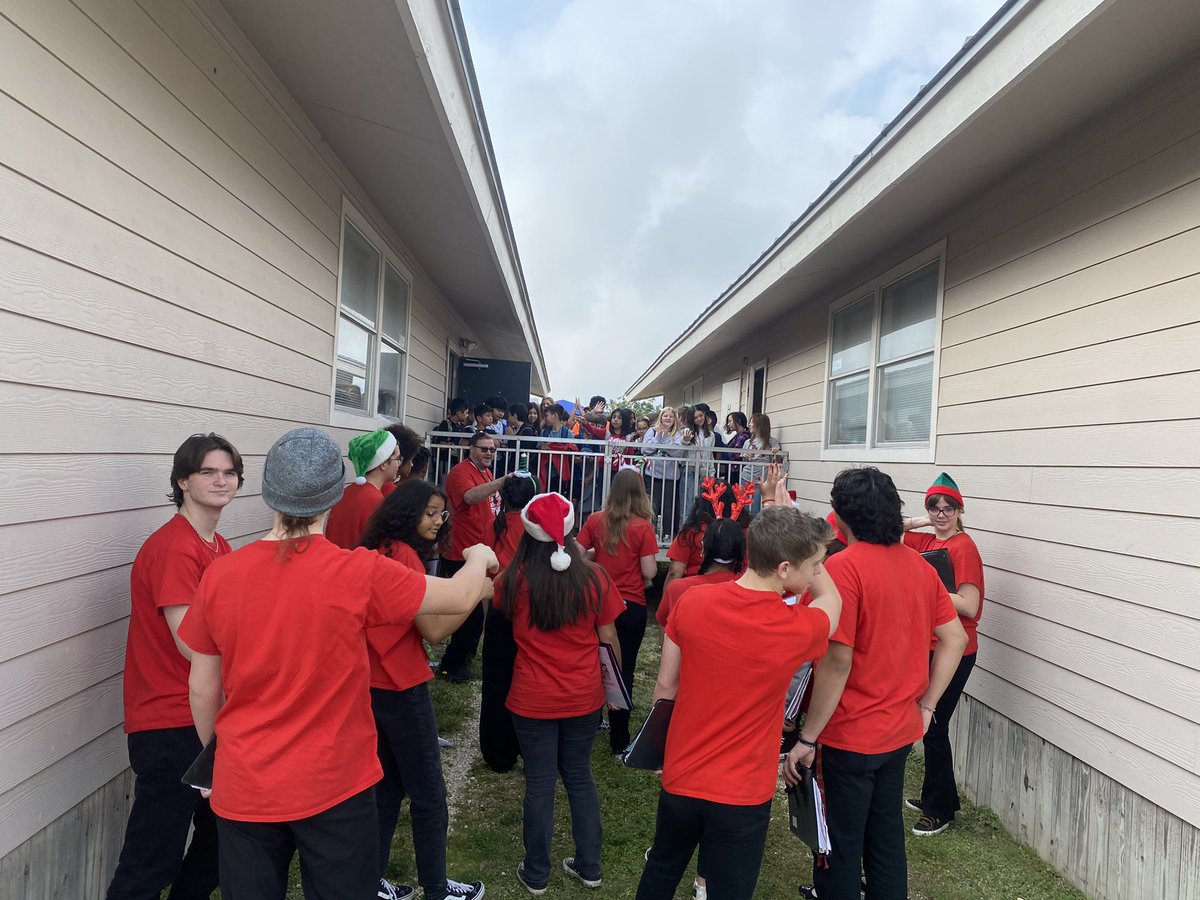 stindtheathernb's tweet photo. Thank you @ChoirCanyon for coming to Freiheit elementary! https://t.co/jp5iq4dEjQ