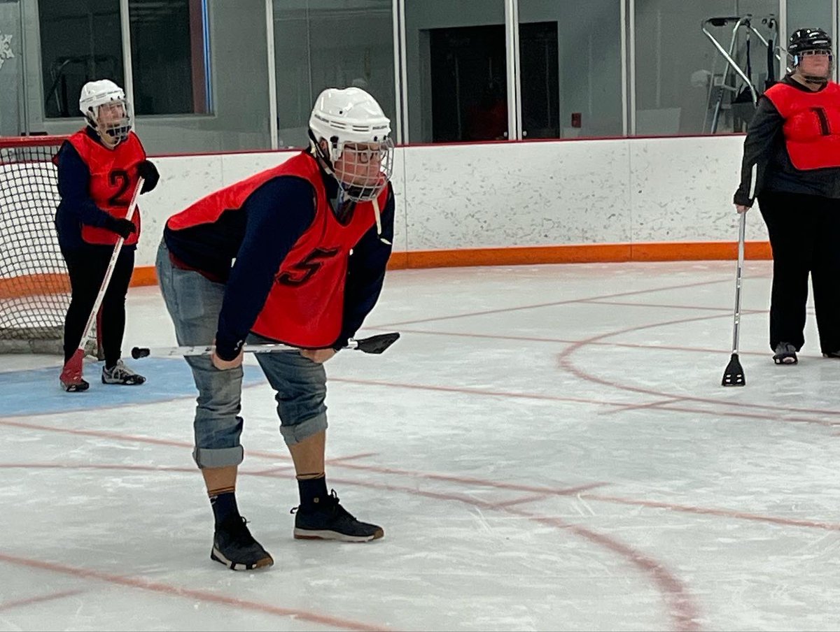 BGSURecWell's tweet photo. Highlights from the #RecFam broomball game @SlaterIceArena https://t.co/vhF3I4xADU