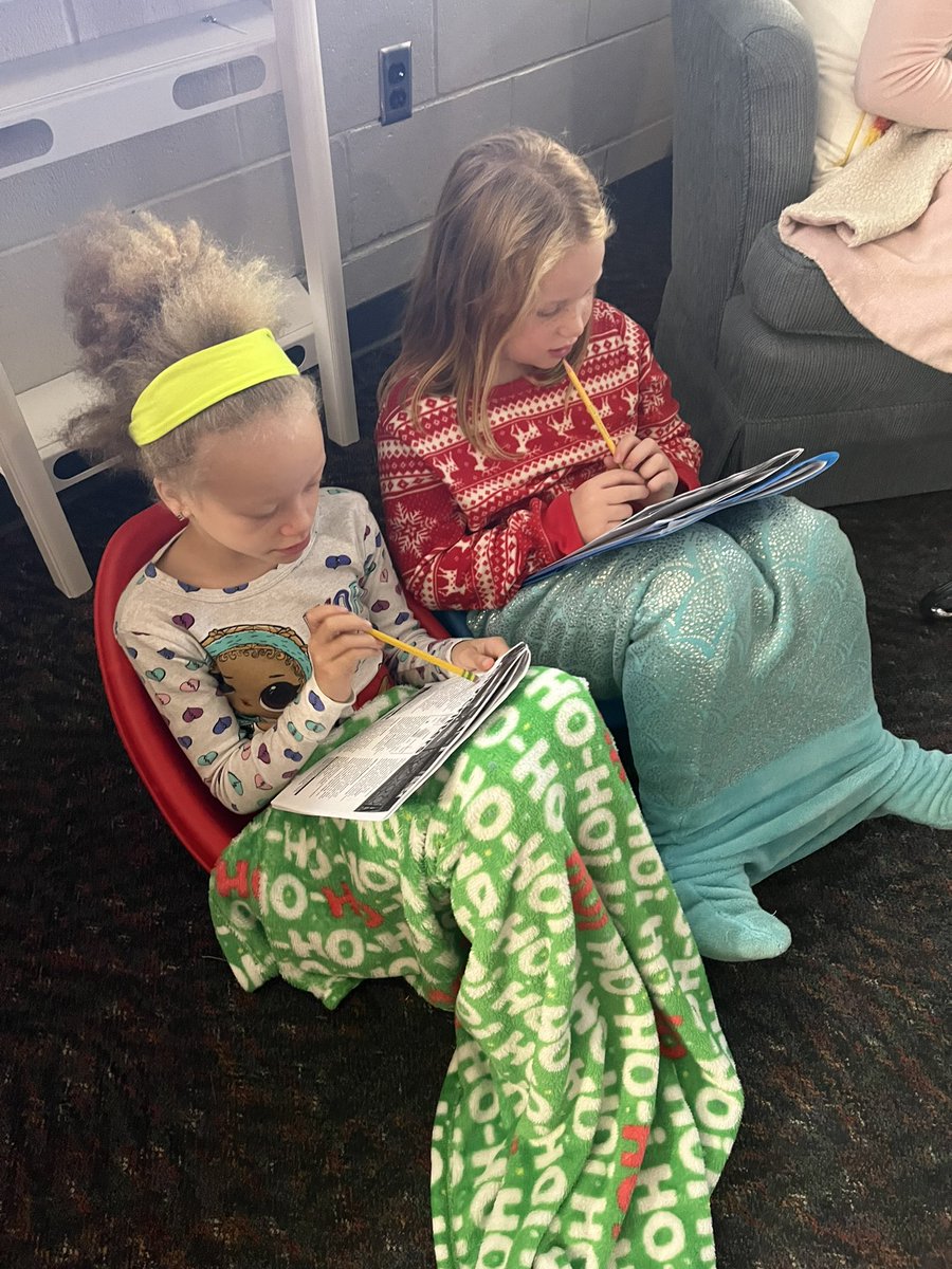 MsBinder19's tweet photo. Enjoying our pj day with some partner reading! @SLCSBrummer https://t.co/YgNVfd6Umc