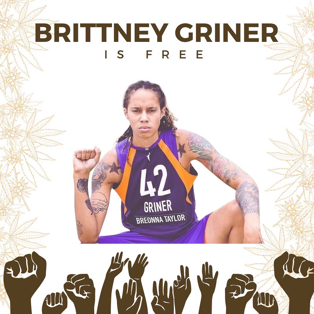 Moments ago I spoke to Brittney Griner.
 
She is safe.
She is on a plane.
She is on her way home.

- President Biden 

After 10 months of captivity Brittney Griner is FREE. This morning, Biden negotiated a 1-for-1 trade, Brittney Griner in exchange for arms dealer, Viktor Bout.