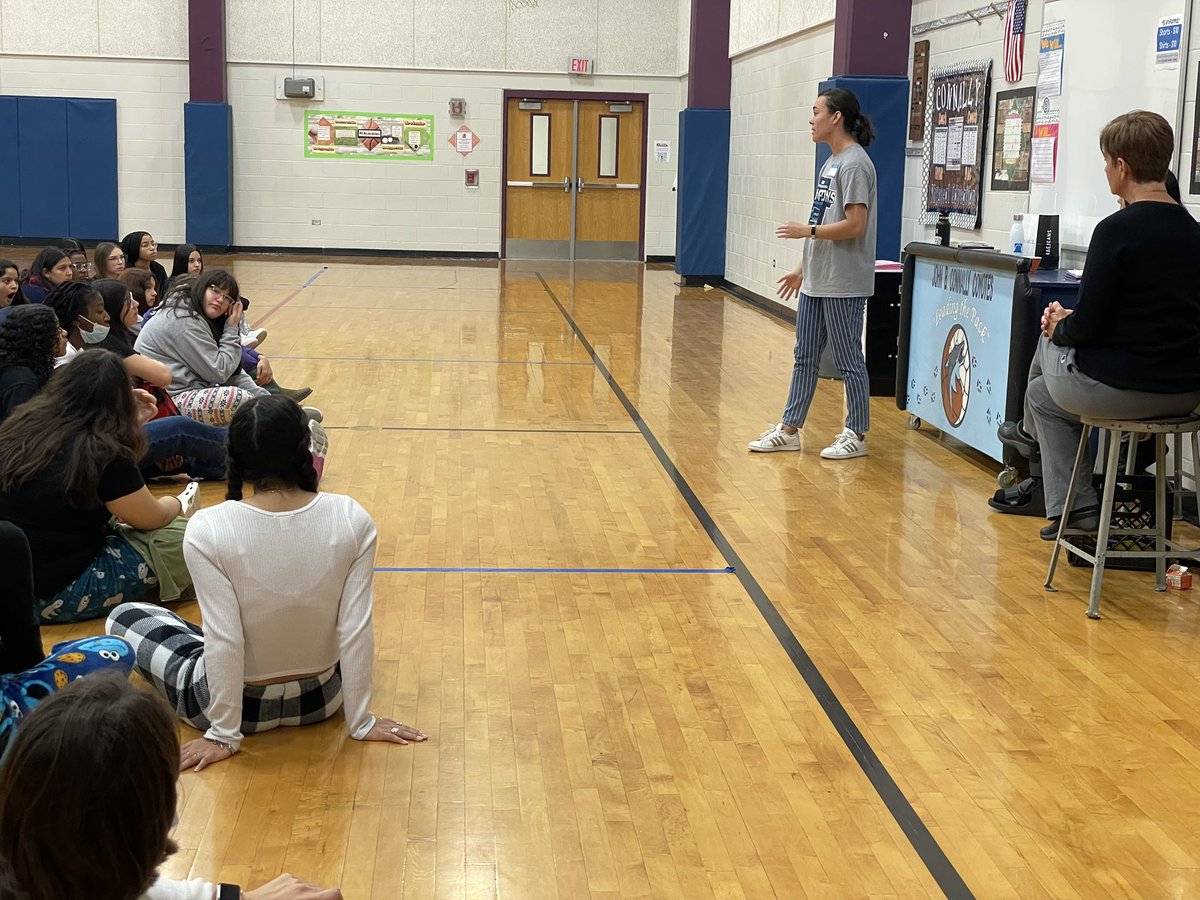 Thank you so much <a href="/AbbyKassal/">Abby Kassal</a> for speaking to our athletes today. #birdsup <a href="/NISDConnally/">Connally Coyotes</a> <a href="/NISD_Athletics/">NISD_Athletics</a> <a href="/UTSAWSOC/">UTSA Soccer</a> <a href="/UTSAAthletics/">UTSA Athletics</a> <a href="/macbeers44/">Coach Mac</a> <a href="/a_g_coronado/">A. Coronado</a> <a href="/amartinez0410/">Angela Martinez</a>