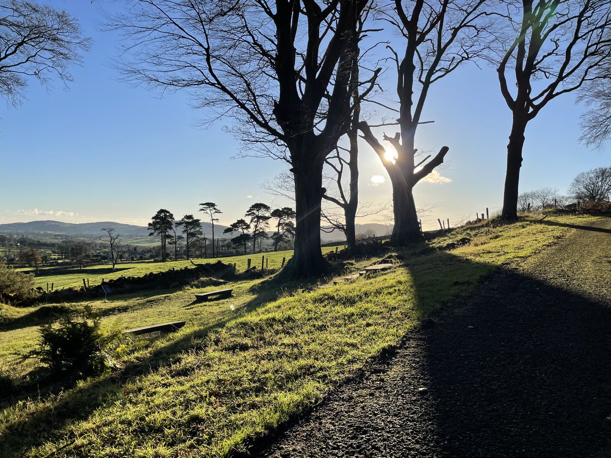 eamon1960's tweet photo. Cold but beautiful slieve gullion https://t.co/XS8S6dUosH