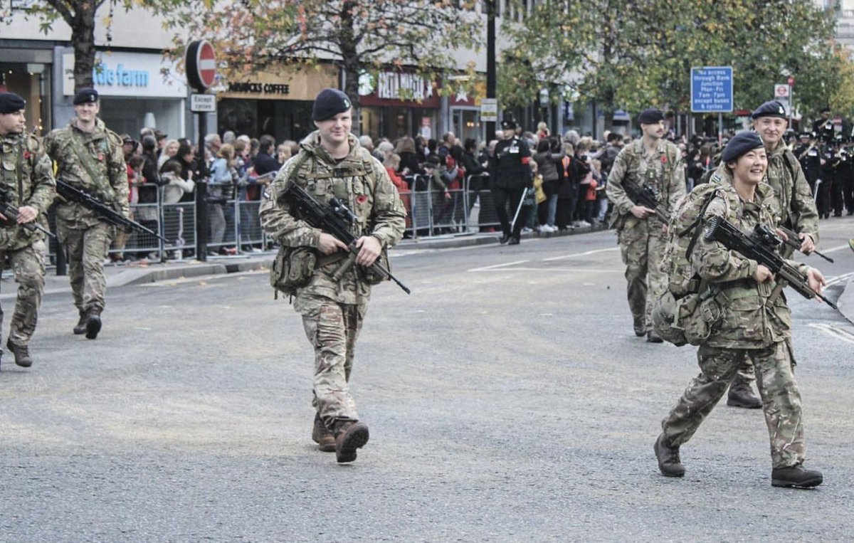 #tbt a look back at this years Lord Mayor’s Show in London which included the <a href="/RoyalYeomanry/">TheRoyalYeomanry</a> which had a dismount patrol and Jackal #lordmayorsshow #lordmayors #jackal #london #lightcavalry #armyreserve #britisharmy #military #army #Itcav #recce #recon #reconnaissance #reserves
