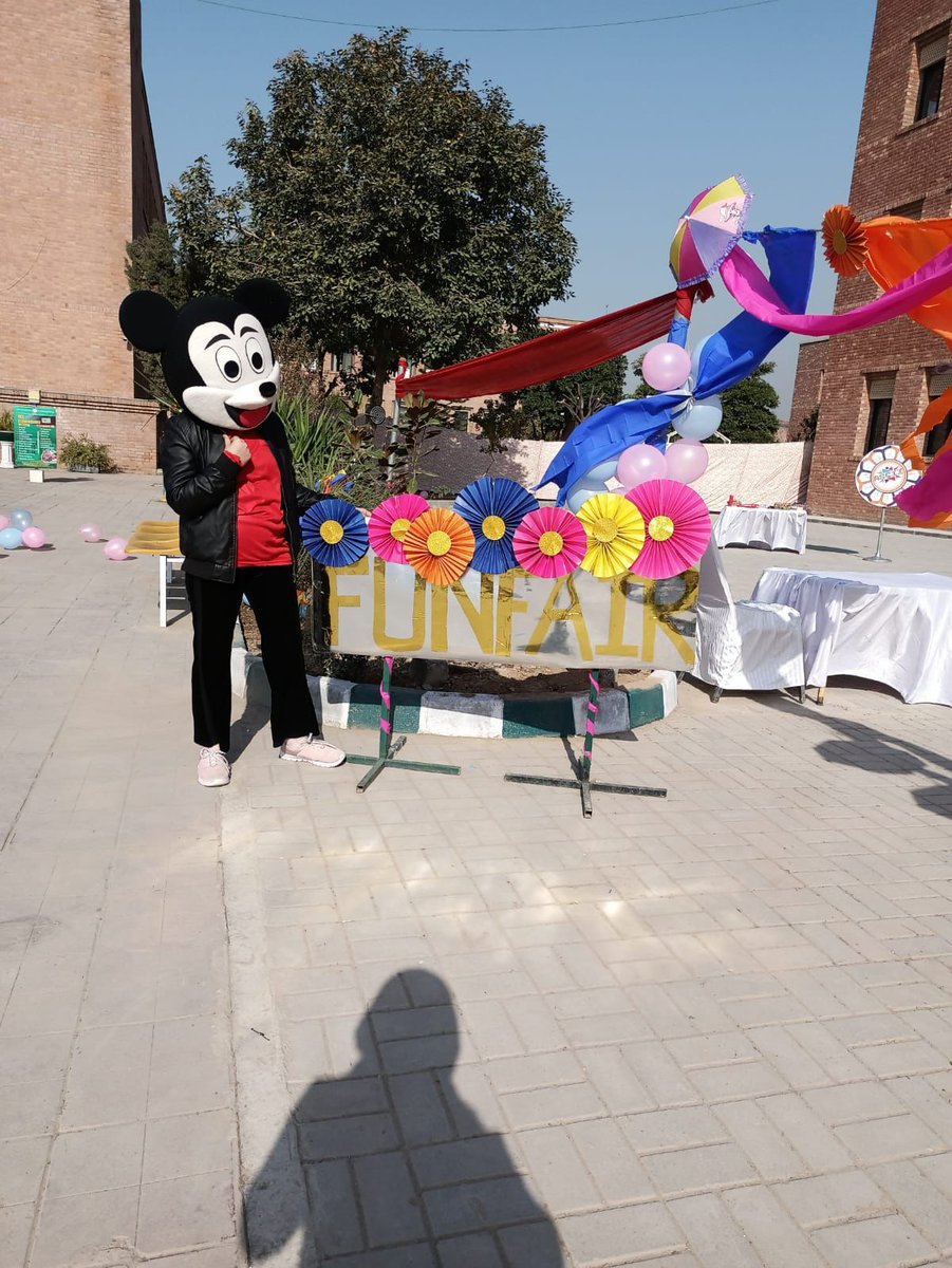 IbrarMeerab's tweet photo. Week full of fun
#extravaganza2022 #funfair #IIUI https://t.co/D3xa7zEmhe