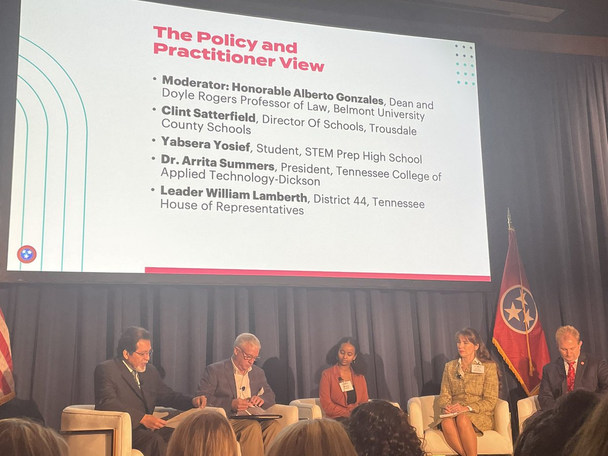 DrNKArrighi's tweet photo. βEducation lifts people out of poverty.β π Moderator, Dr. Doyle Rogers @SCORE4Schools panel. #EdDiva #Educate2Accelerate https://t.co/RXFeQPofmb