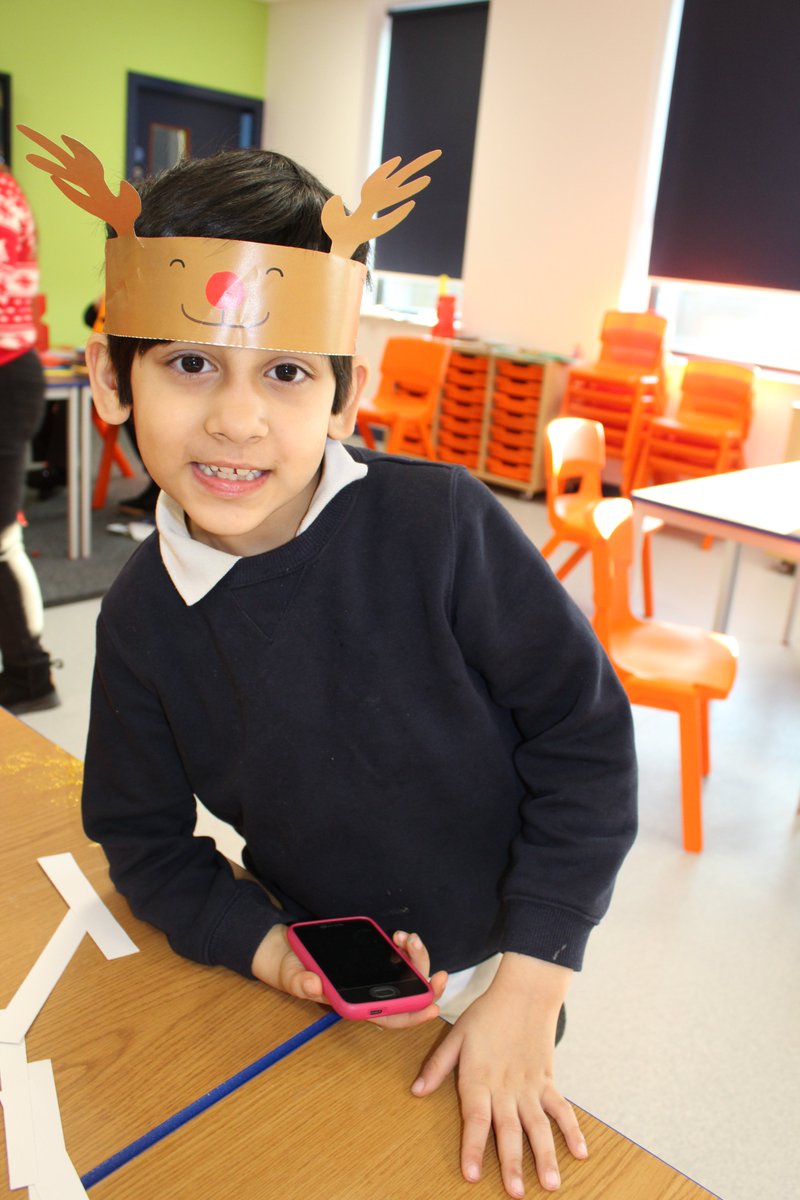 prospecthouse's tweet image. Today we have taken part in #ChristmasJumperDay for @savechildrenuk 
All pupils have also taken part in a Winter Workshop to make lots of exciting things ready for our end of term assembly!
🎄❄️✡️
#CreateAndCommunicate #CRCArticle15 #Christmasjumperday2022