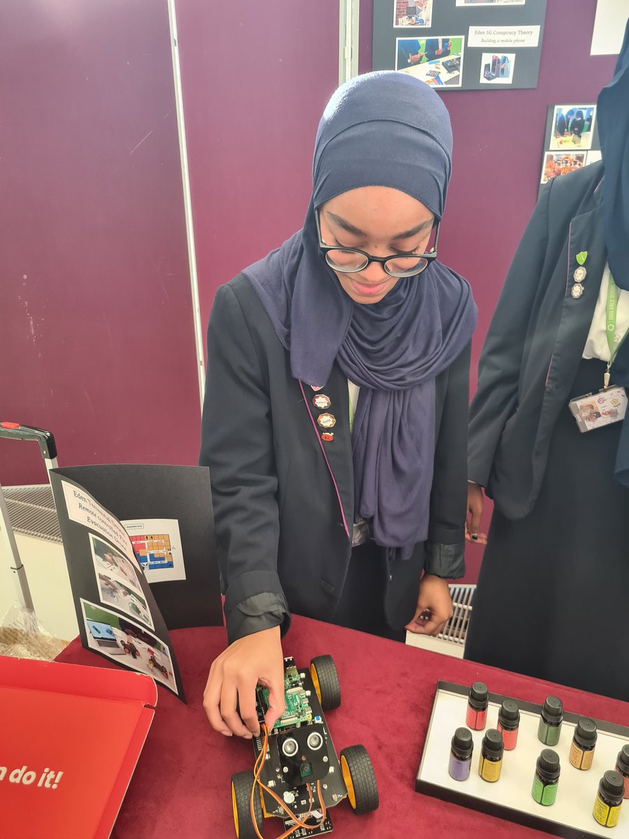 EduRAEng's tweet photo. Thank you @edengirlscov for sharing some of the exciting and inspiring projects you have been getting stuck into as part of #CeleberateLBEEP!
From a remote controlled fire evacuation drone, battery charging turbines to steam distilling to extract scent.
#ThisIsEngineering. https://t.co/aMlwNrWMCq