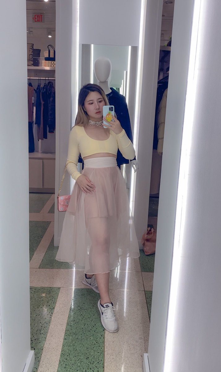 halina_eth's tweet photo. Gm 🌸 from Kith ☁️💎🌻 https://t.co/ze0Iev4LJV