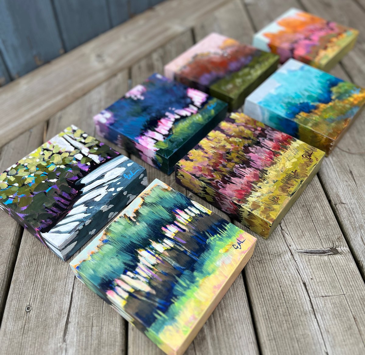 Small paintings make a great gift - mailchi.mp/2e62c6a36582/s…
check out my website to see what's new!