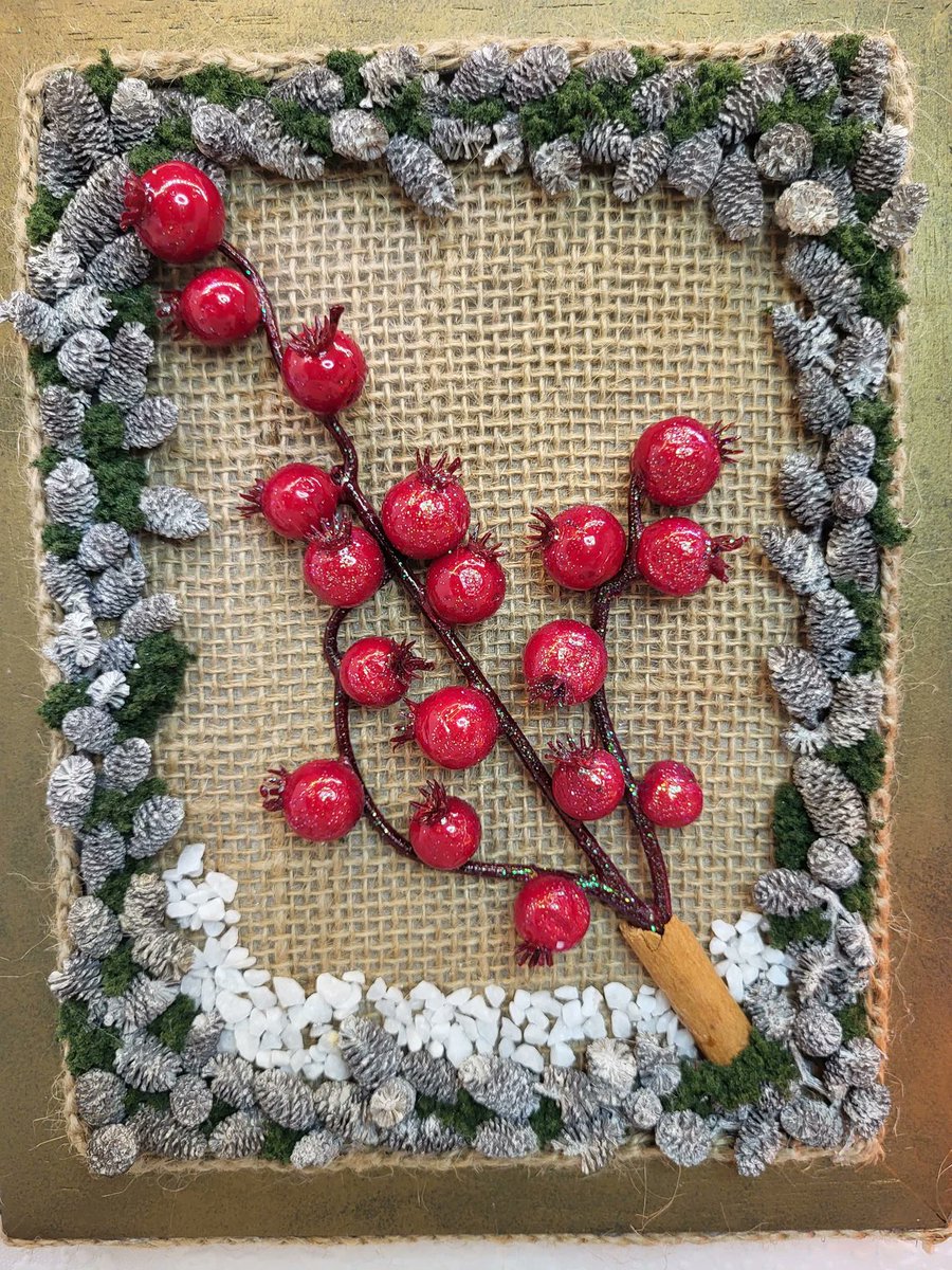 CreationTk's tweet photo. Country Farmhouse Holiday Wall Decor

#berrywallart #farmhousedecoration #entrywaydecorart #xmasartforwall #holidayornament #xmaswalldecoration #decorativewallart #rusticwinterdecor #entrywaydecor #framedwinterart

For more products please visit our shop @ https://t.co/NrK8qReC6o https://t.co/4abSXkz3VJ