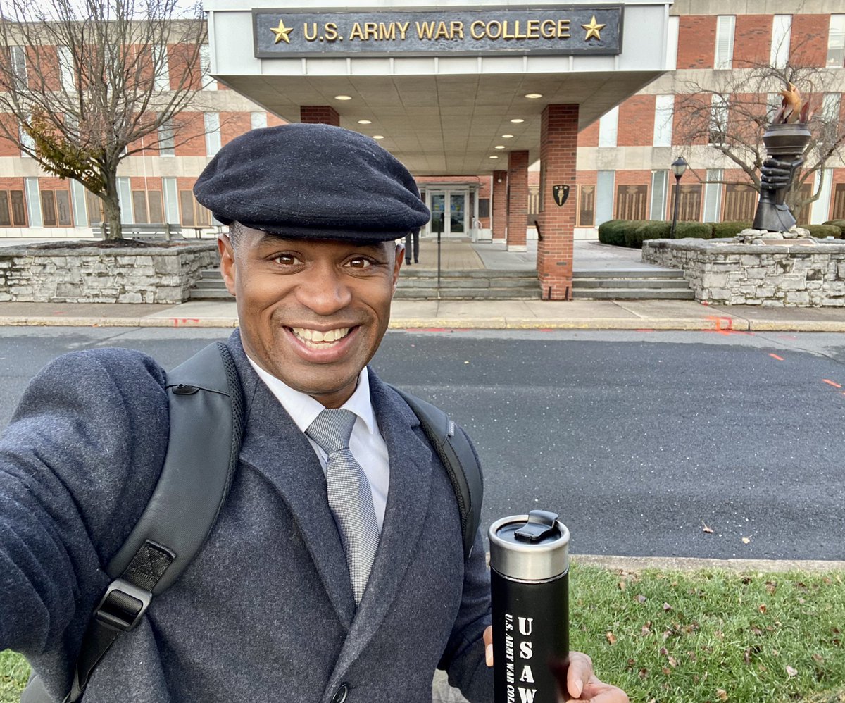 Chaplain_JP's tweet photo. Headed to work on this beautiful Thursday morning. The classroom is my office. The daily strategy is Listen First, Learn Something New, Lead a Segment of the Dialogue, and Smile while doing the first three. It’s my recipe for Success as a Lifelong Learner 😊 https://t.co/y0kfzadZ4X