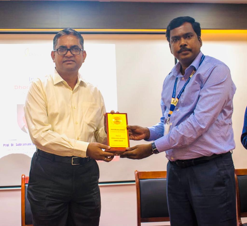 Dhaanishchennai's tweet photo. Inauguration of 𝐃𝐡𝐚𝐚𝐧𝐢𝐬𝐡 𝐂𝐫𝐲𝐬𝐭𝐚𝐥 𝐀𝐮𝐝𝐢𝐭𝐨𝐫𝐢𝐮𝐦
Chief guest:
Dr. Subramani Ramakrishnan
Ms.Vaijayanthi Srinivasaragahavan
IBM India
8th December, 2022.
#inauguration #inagural #auditorium #dace #ibm #guest #india #crystalhall https://t.co/itrIoMCIhz