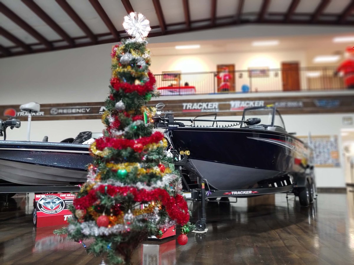 Colmans_RV's tweet photo. Colman's RV is in the Christmas Spirit 🤗🌲 https://t.co/no3xd1LaB0