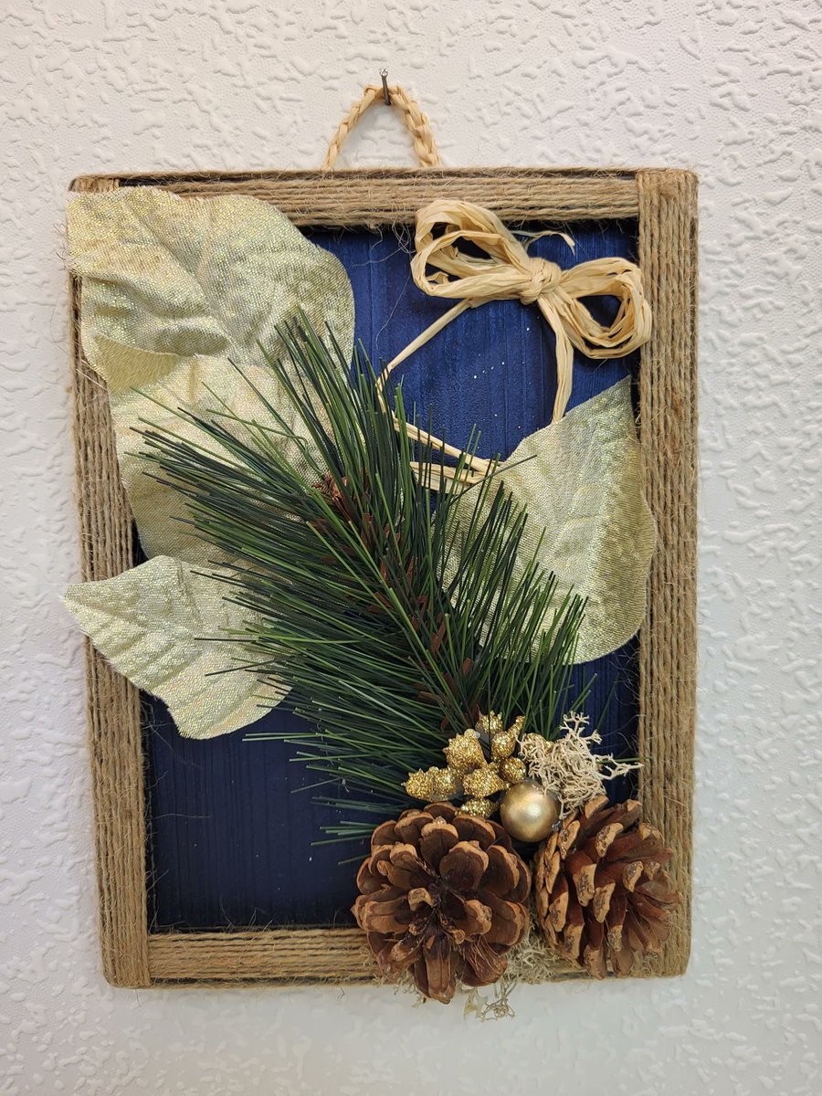 CreationTk's tweet photo. Christmas Arrangement in a Photo Frame

It's beginning to look a lot like Christmas 🙂
#christmasinaframe #XmasDecoration #rusticchristmas #holidayornament #vintagexmasdecor #xmasarrangement #countrygift #holidaywalldecor #xmasgifts

Visit our shop @ https://t.co/NrK8qRwLkw https://t.co/qvHj1QqUgd