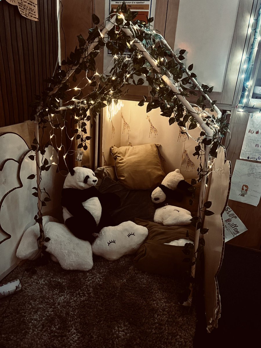 KylePentland's tweet photo. Our classroom has got that winter feeling! A safe space and home away from home. A classroom built by the children for the children. https://t.co/sFMORrHylT