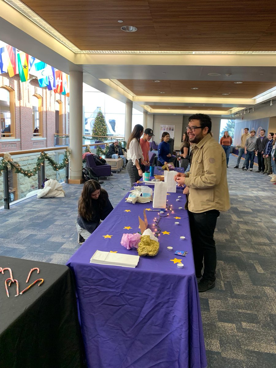 Life at Loras tweet media