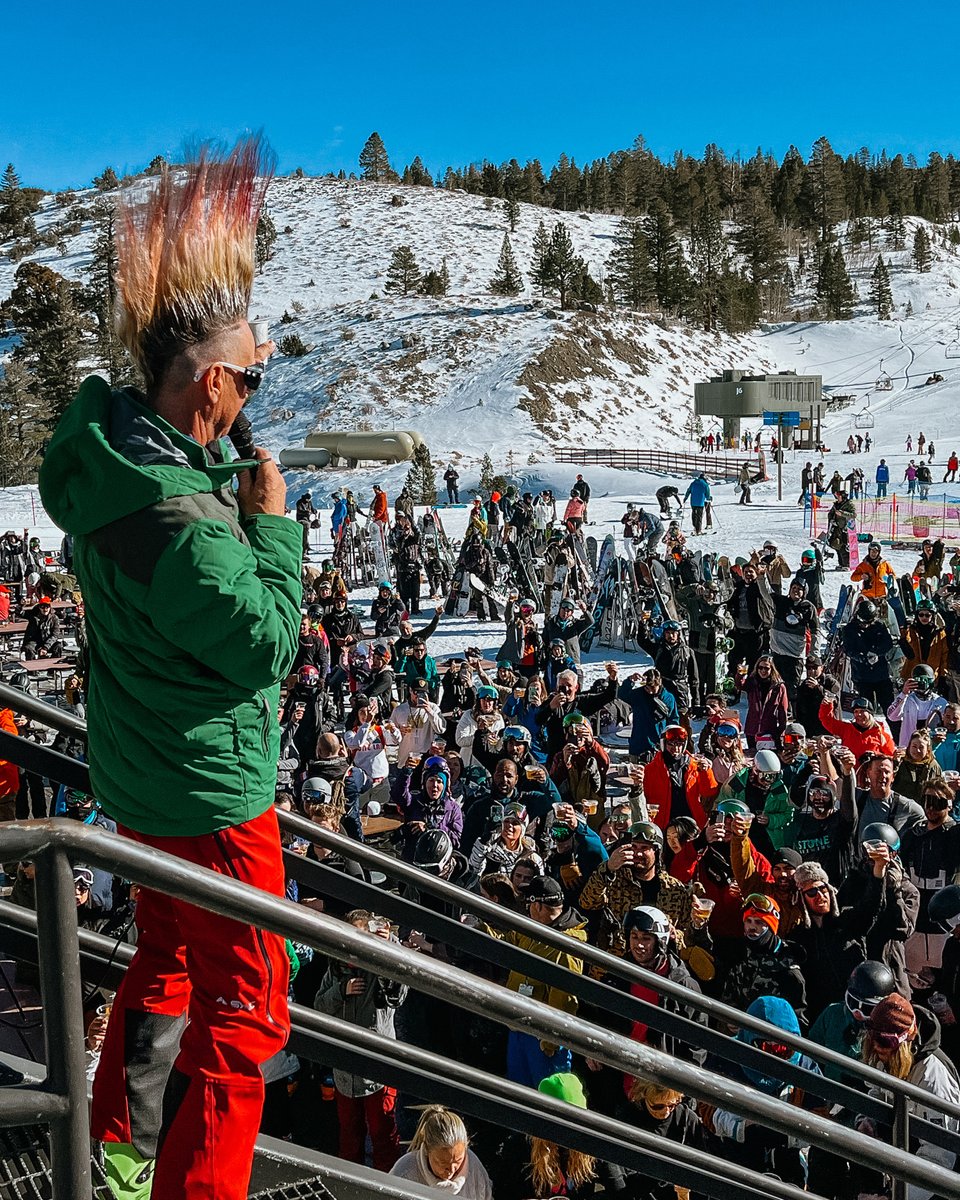 Ski California tweet media