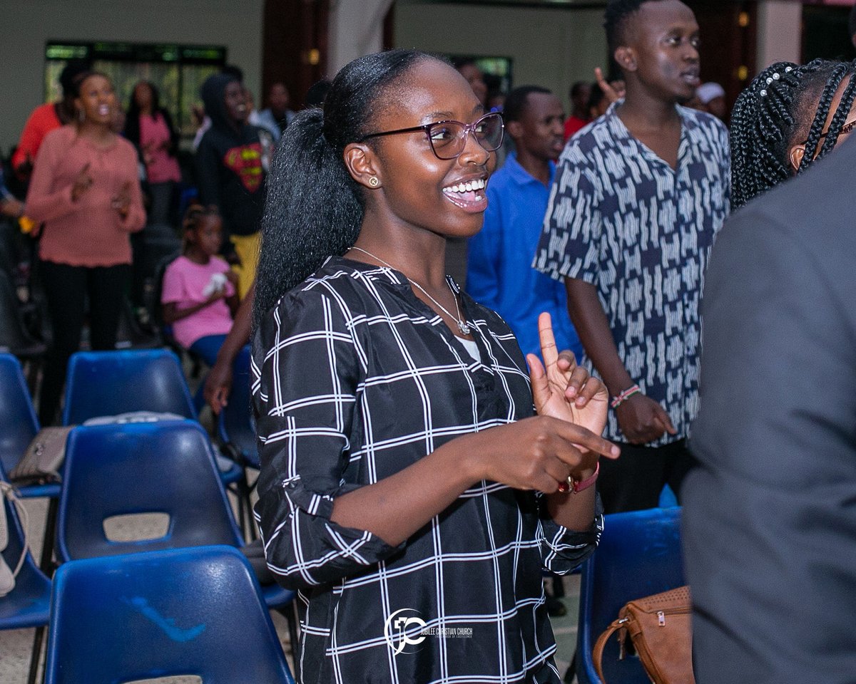 ItsMacharia's tweet photo. 1. Your affliction reveals the glory of God!
2. Your affliction gives you ministry!
3. Your affliction gives someone an encouragement!
#21DaysOfGlory https://t.co/MuTbcbbfnS