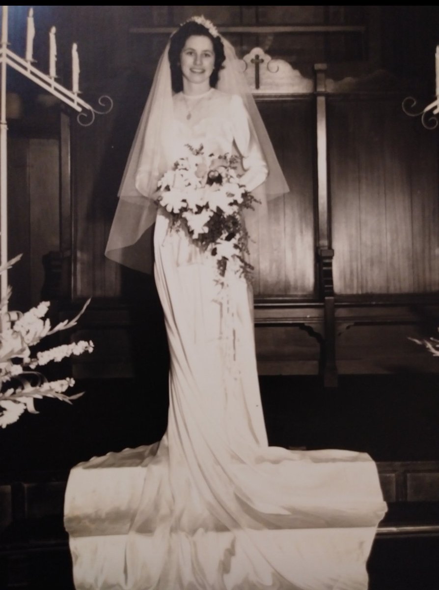 Mom passed away at 10:40 a.m. pst a year ago today after an 11 day hospital stay, during which time she never spoke &amp; was barely conscious.
The time spent by her bedside was so special. She &amp; Dad are always with me. Love you Mom. 🌈