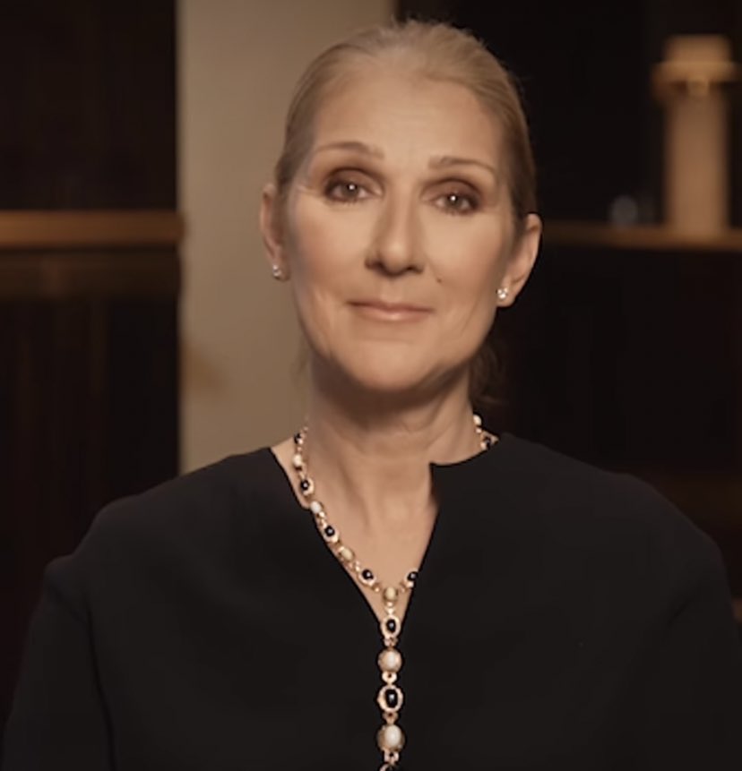 GossipRoomOff's tweet photo. 🚨 Céline Dion a de nouveau reporté sa tournée car elle est atteinte d’un "trouble neurologique très rare". 
Ce trouble entraîne une rigidité musculaire progressive et donc des difficultés à marcher et utiliser ses cordes vocales. On lui souhaite bon courage. 🙏❤️ (via Le Monde) https://t.co/hbonWHOEwF