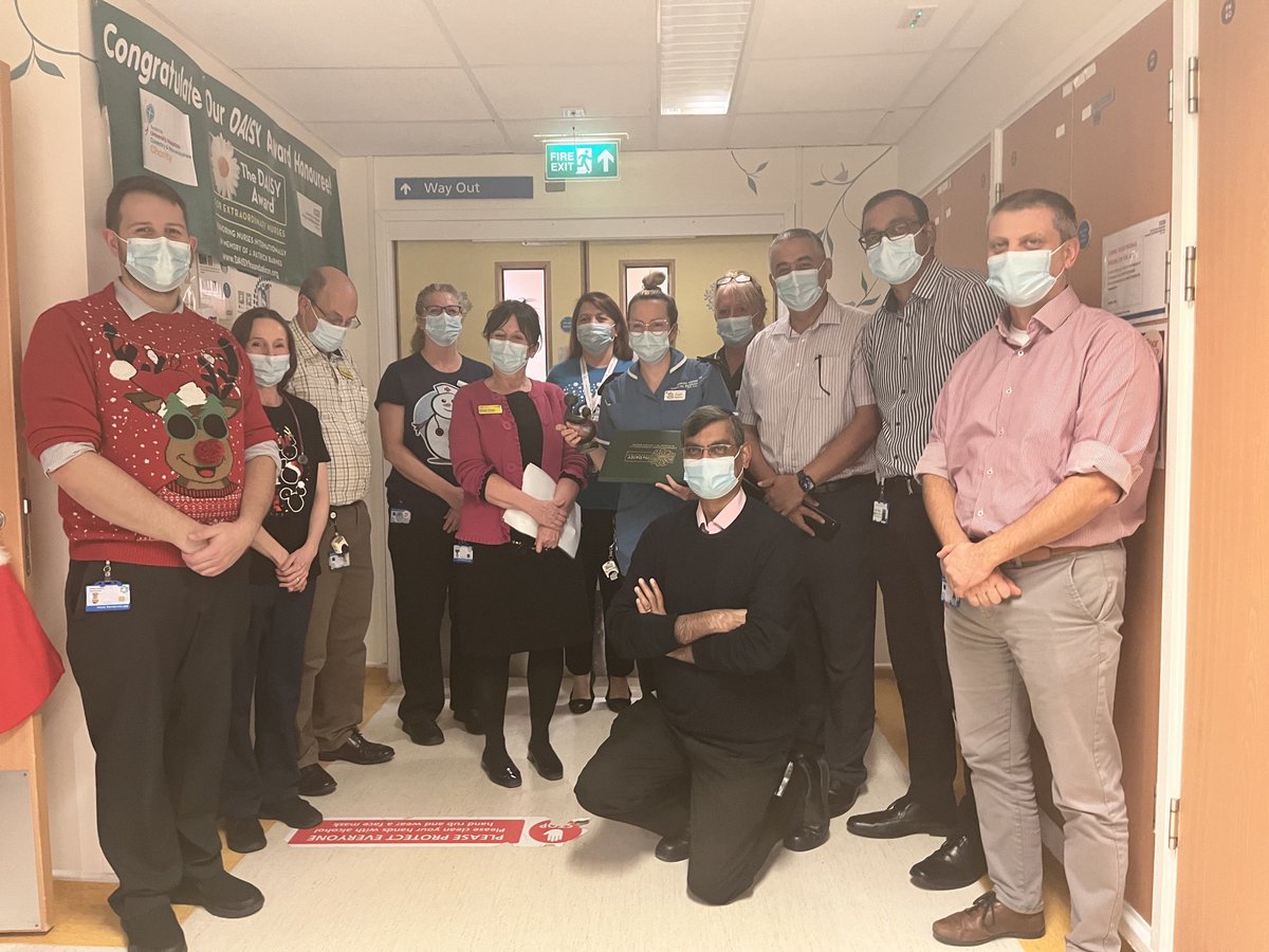 Congrats Estel for the daisy award! ⁦<a href="/UHCW_NICU/">UHCW Neonatal Unit</a>⁩ is proud of you.