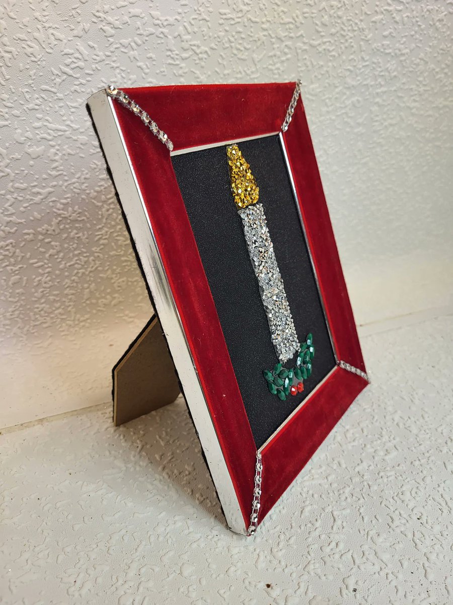 CreationTk's tweet photo. Framed Artwork Christmas Candle

#framedrhinestone #sparklingcandle #silhouetteornament #candledecoration #christmascandle #festivecandle #tabledecor #xmas #luxurygift #luxuryxmasgift #festivecandlegift #silvercandlegift #glowingcandle

Visit our shop @ https://t.co/NrK8qRwLkw https://t.co/FSeigWzxsd
