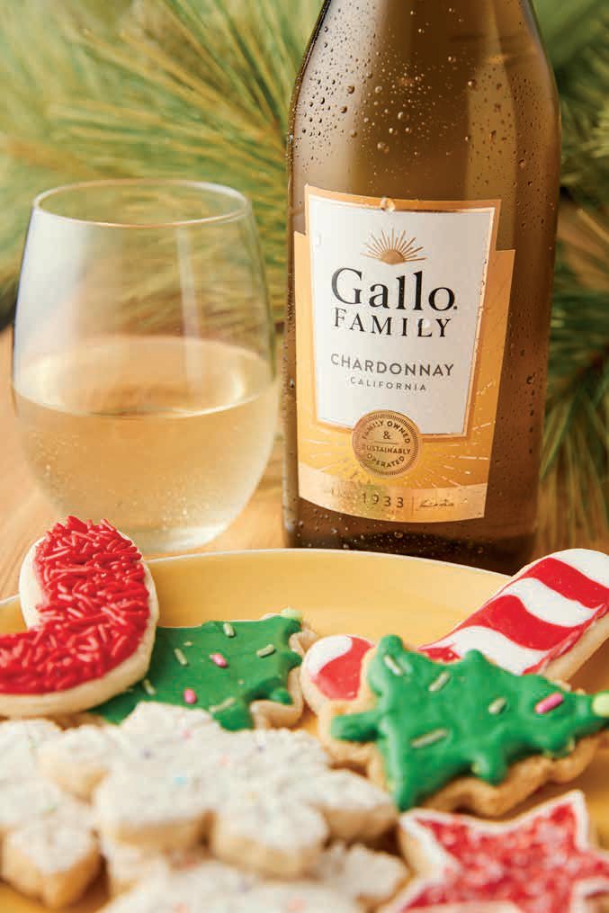 Cheers to cookie season 💚❤ #HappyHolidays
