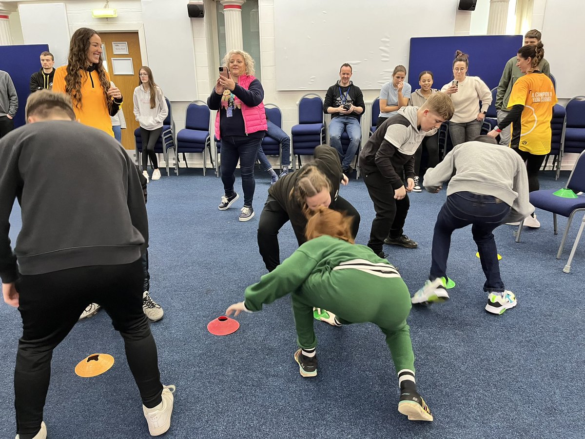 StChrisWrexham's tweet photo. Little trip to Manchester with the @SportsLeaders @DameKellysTrust group for this years @AQA unlocking potential programme. Brilliant programme so looking forward to working with @Jenna_Downing again. https://t.co/i7Q3pi69qC