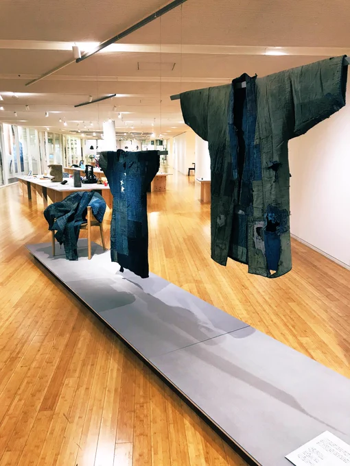 六本木のミッドタウンで、デザインハブ第100回企画展「かちのかたちたち展ー捨てる手前と後のこと」はじまりました。どこからがゴミで、どこまでがゴミではないのか?を考える展覧会となっております。ぜひお立ち寄り下さい。入場無料。 