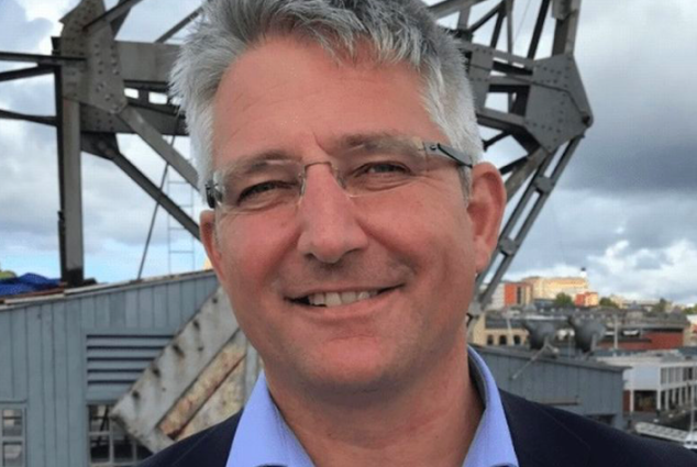 Thanks @bw_businesswestfor a great evening reflecting on all that has been achieved by both yourselves and  
<a href="/BristolBathRCap/">BBRC</a> Great to recognise all the input and work for both organisations by the incredible 
<a href="/DurieJames/">James Durie</a> as he bows out.  
Thank You James🙏