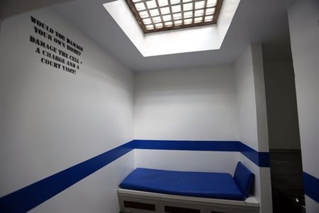 workwithoffend's tweet photo. Preventing deaths on arrest and in police custody

A new publication issued by the IAPDC says that Police forces, PCCs, and health partners must improve practice to prevent deaths at the point of arrest, during, and after custody.

Continue reading below:
https://t.co/TeTHXfzNVJ https://t.co/xXwlD9hKWm
