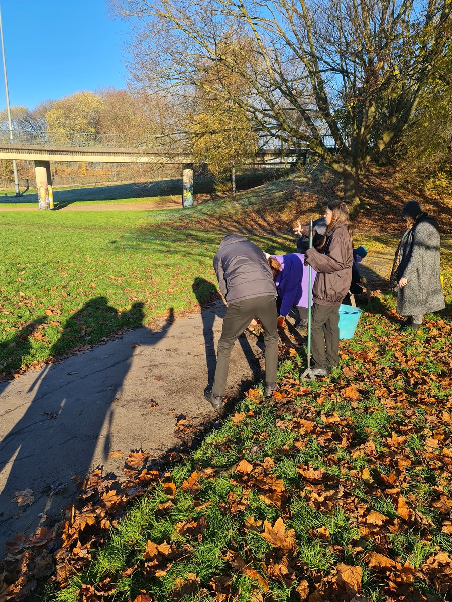 Alternative Curriculum pupils out in Grenville Smyth Park today helping the community by clearing some of the overgrown paths.