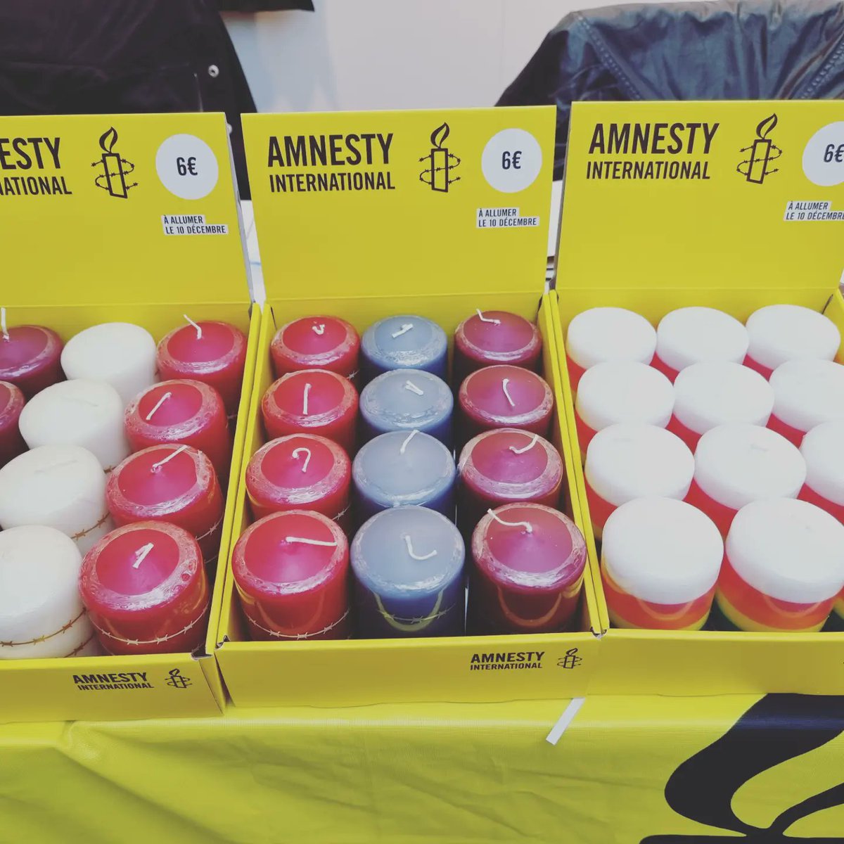 This week we're in the <a href="/Europarl_EN/">European Parliament</a> for the annual #CharityDays! Thanks to all the volunteers for your hard work and to everyone that has supported us this week🕯👏 #HumanRightsDay2022