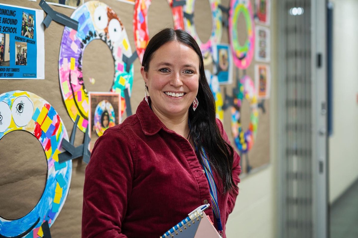 BRAND NEW EPISODE!!

Danielle Hoffart is the featured guest. She is the Aboriginal Student Achievement Coordinator at St. Mary’s Wellness and Education Centre. 

Discover how she is making a difference in the lives of students and families!

Listen 👇🏻

podcasts.apple.com/ca/podcast/yxe…