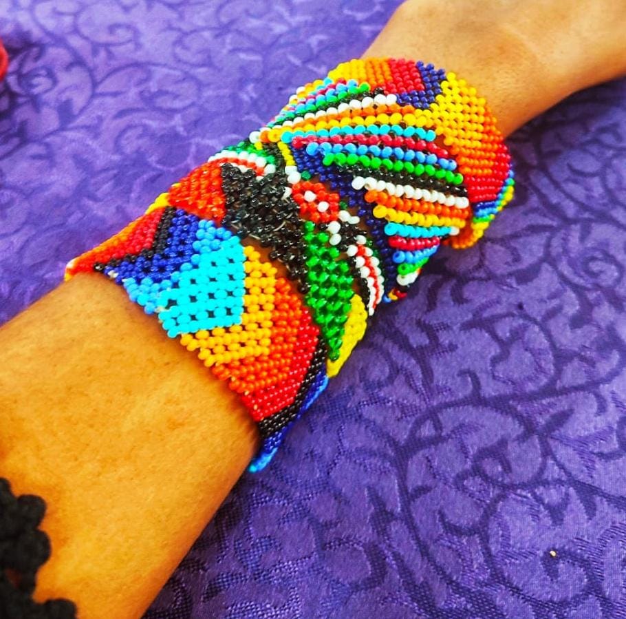 I buy beadwork from local communities.
How do you spend your money when you travel?
#TheConciousTravellerKE
#GreenTour
#CyanHolidays
<a href="/ecotourismkenya/">Ecotourism Kenya</a> <a href="/tierranjani/">Tierranjani Africa</a> <a href="/magicalkenya/">Kenya Tourism Board</a> <a href="/kwskenya/">Kenya Wildlife Service</a>