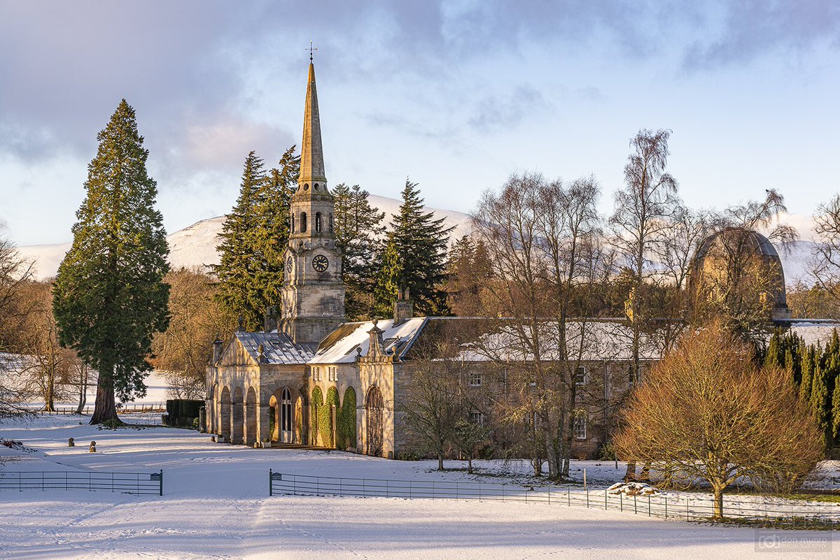 New Penicuik House in the snow.
#Penicuik #PenisNow #Midlothian #Scotland #VisitScotland