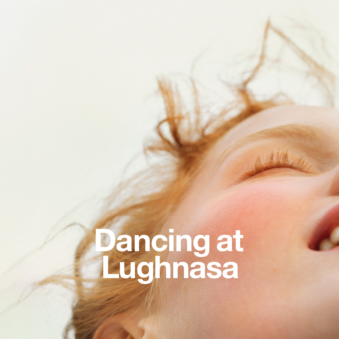 NationalTheatre's tweet photo. A host of shows now booking 😊

- Dancing at Lughnasa by Brian Friel directed by @JosieRourke
- The Motive and the Cue by @JackThorne with @NealStProds directed by Sam Mendes
- Dixon and Daughters by Deborah Bruce with @CleanBrk directed by @RoisinMcBrinn

https://t.co/1CQ4NwhCTh https://t.co/peld8hYKJt