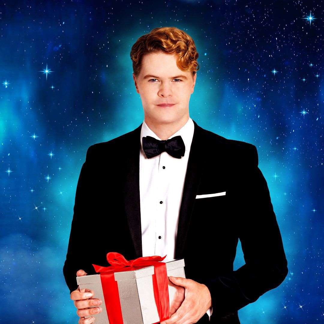 🎄WEEk 2 GIVEAWAY🎄

This is how to enter to win. 

To enter:
✨ LIKE this post
✨ RT this post 
✨ FOLLOW us 

Closes on the 14th December and winner will be announced on the 15th December. 

Good Luck to everyone who enters.