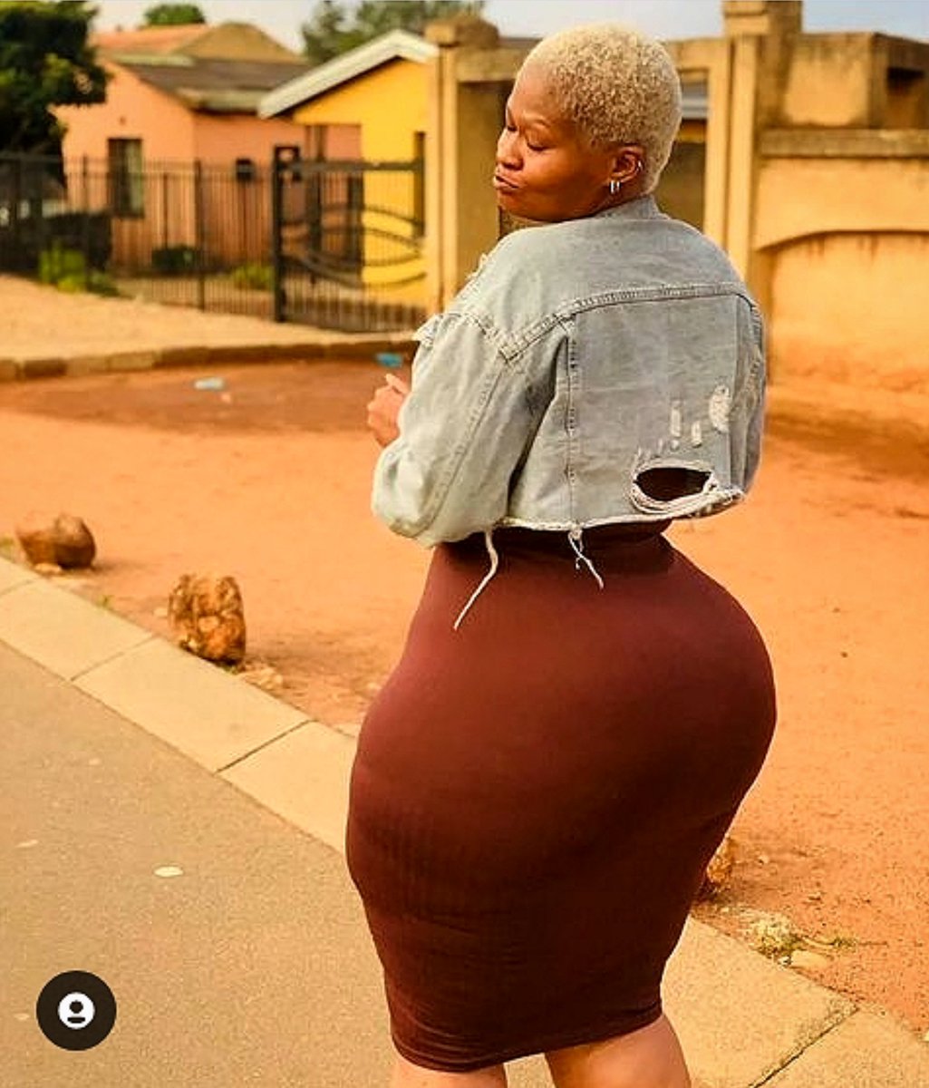 mzansi-huge-curves-on-twitter