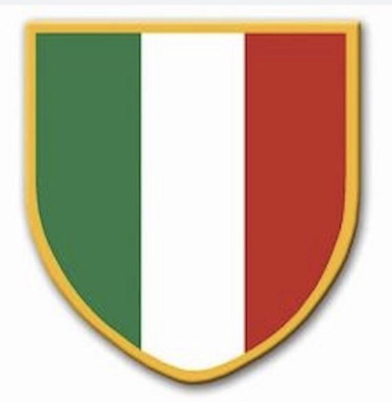 ZZiliani's tweet photo. Non so se succederà: ma il #Napoli, quattro volte secondo nella lugubre era dei 9 scudetti juventini vinti coi bilanci truccati e la galassia dei club amici, dovrebbe vedersi assegnati i 4 titoli; come la #Roma 3, il #Milan e l’#Inter uno. È rispetto per la giustizia @andreaabodi https://t.co/Xs3jfbYgHv