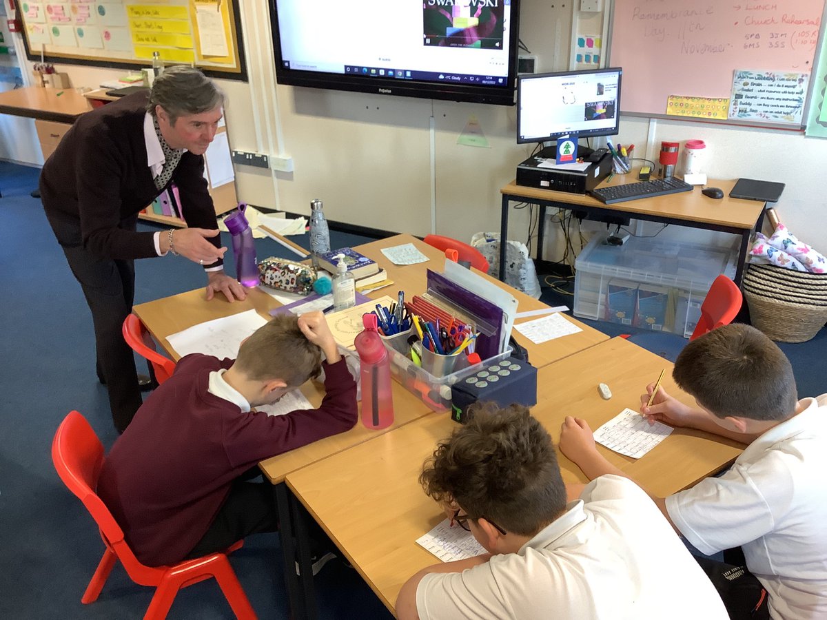 TyntesfieldRH's tweet photo. We’ve been considering how we can plan our time over the week to ensure we’re developing healthy habits. It’s trickier than we realised to plan our time to include exercise, rest, socialising, healthy snacks (and a few treats - in moderation!) @TyntesfieldMS #tpslifeskills https://t.co/uoLD5jn2OG