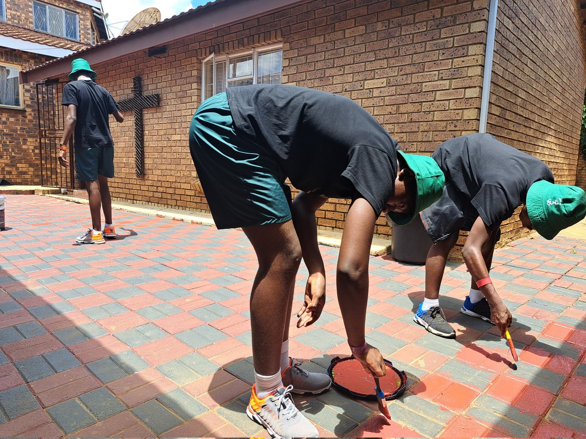 NYDARSA's tweet photo. The purpose of the seven-day Youth Camps is to provide a platform for young people to learn about leadership, social cohesion, nation building, entrepreneurship as well as character building. 

#10thEditionYouthCamp #ReconciliationMonth #YouthCamp2022 #southafrica https://t.co/XQ1GZUxYEs