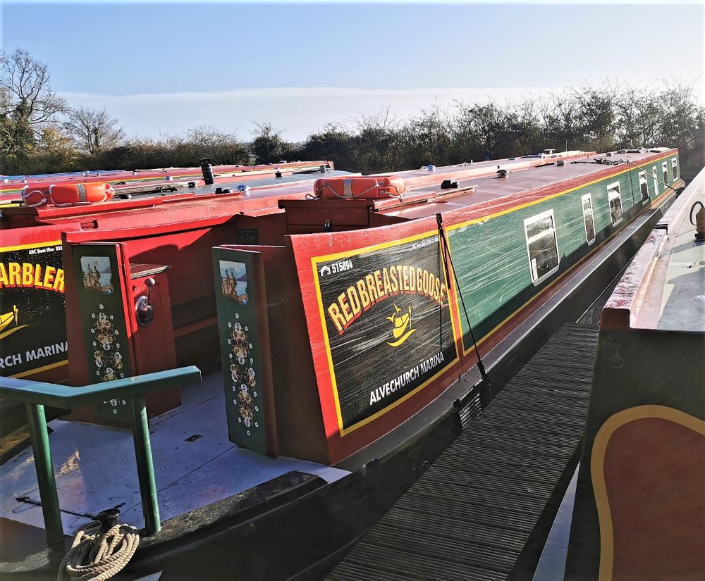 ABCBoatSales's tweet photo. Treat yourself to a Goose this Christmas! https://t.co/Y2HyYUJacr #RedBreastedGoose #AlvechurchMarina #LiveAboard #HolidaysAfloat #LifesBetterByWater #Narrowboats https://t.co/XpzA0530O9