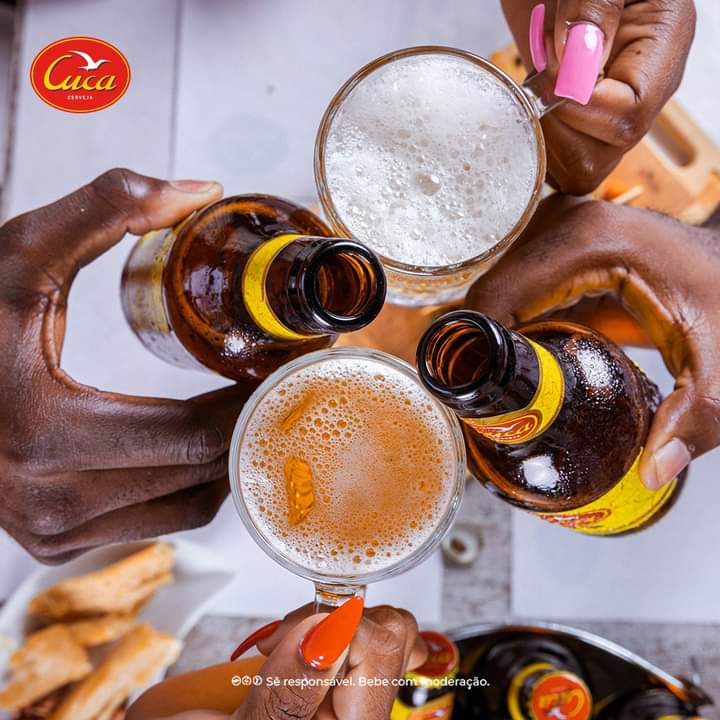 Que não 😊 faltem motivos para brindar 🍻 neste natal. 

#SomosCuca #CervejaCuca
