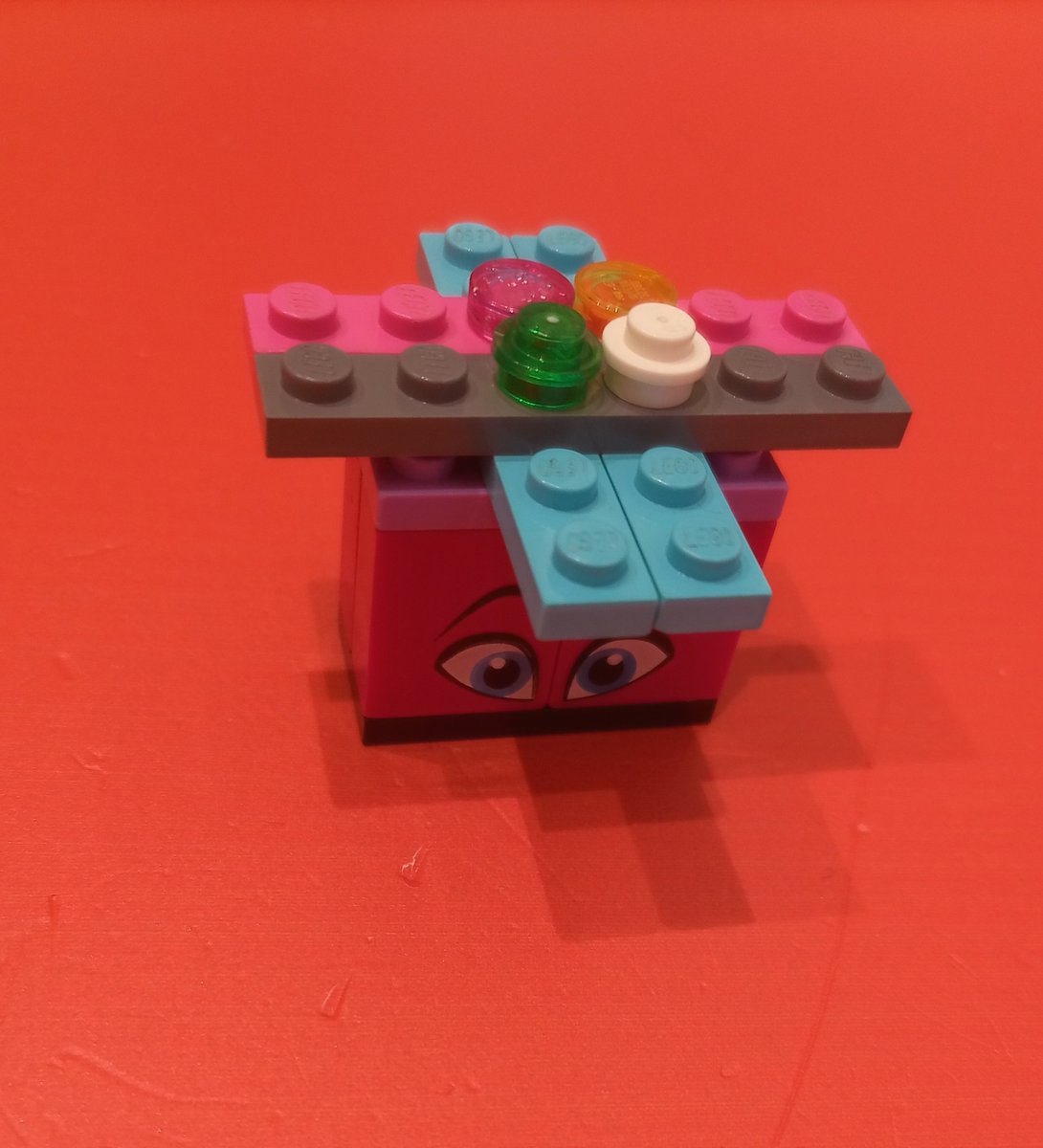 1984laury's tweet photo. Construye tu regalo para otros niños.  #BuildToGive #Lego https://t.co/hDWbcZdnST