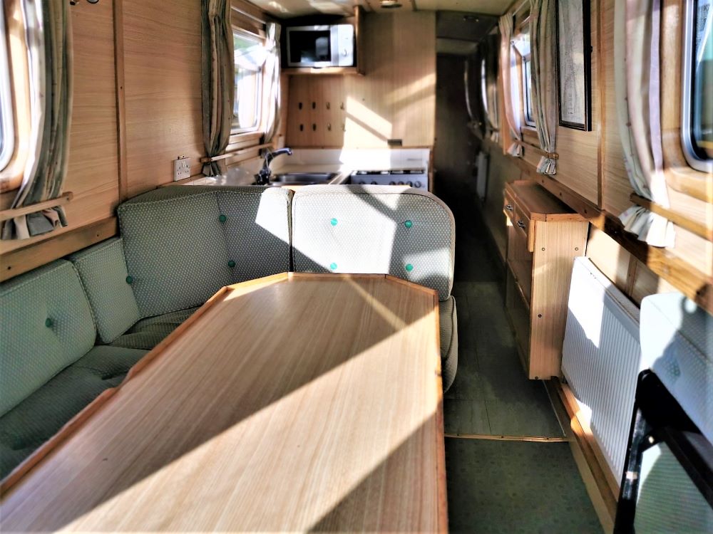 Treat yourself to a Goose this Christmas! abcboatsales.com/boat-sales/red… #RedBreastedGoose #AlvechurchMarina #LiveAboard #HolidaysAfloat #LifesBetterByWater #Narrowboats