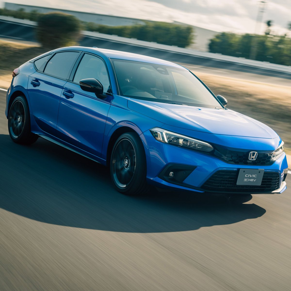 yuichi220mp4's tweet photo. 2022-2023 パフォーマンス・カー・オブ・ザ・イヤー
シビックe:HEV/シビックタイプR
CIVIC e:HEV/CIVIC TYPE R
#CIVIC50周年 #TYPER30
節目の年での快挙！
おめでとうございます！ https://t.co/QgtEudwVbI